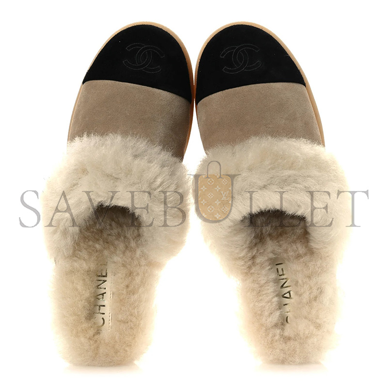 Ch**el SUEDE SHEARLING INTERLOCKING CC CAP TOE MULES